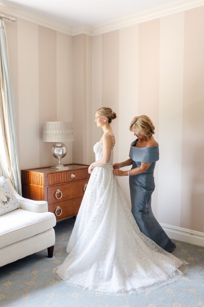 bride and mother getting ready portraits, posing can look natural