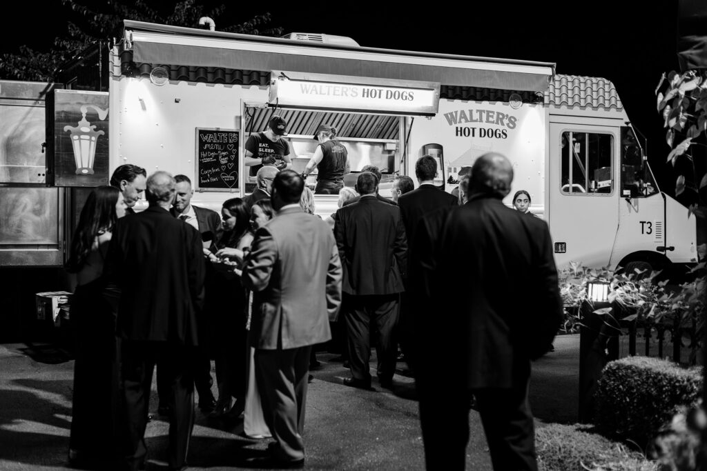 Walter's Hotdogs Food Truck, late night snacks at New York wedding 